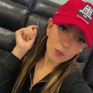 Meet your Posher, Eliana